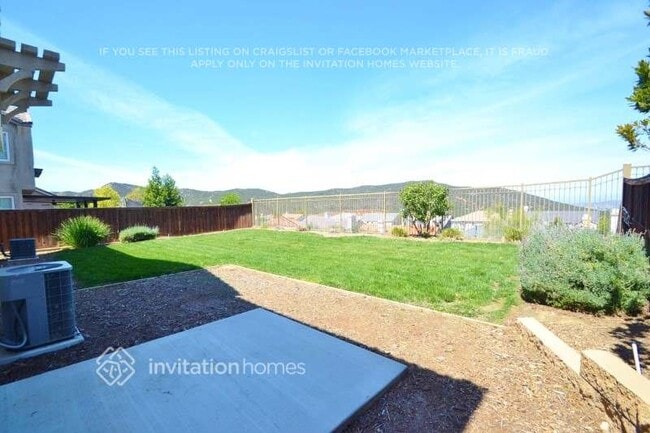 Photo - 27768 Elderberry St