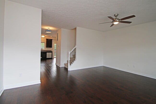 Photo - 186 Cedar Point Ln