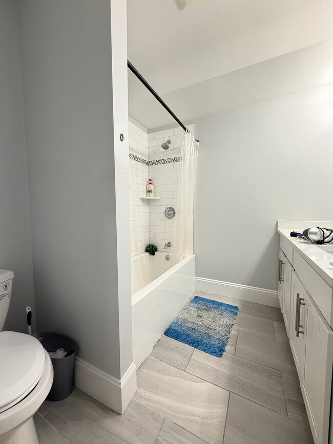 Photo - 68 Saunders St