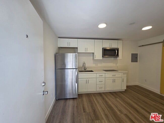 Building Photo - 11209 W Sardis Ave Unit 102 (ADU) Rental