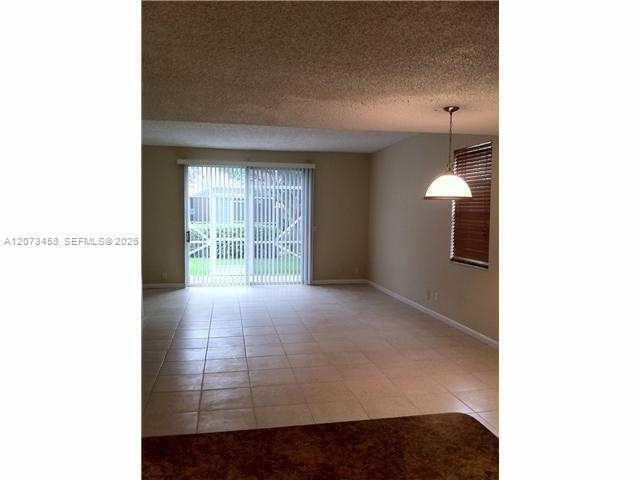 Photo - 1621 Barcelona Way