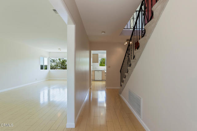 Photo - 1932 Hilldale Dr