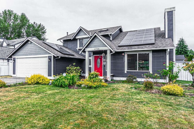 Photo - Energy-Efficient Kent Home with AC, Hot Tub, EV Charger & Large Fenced Yard- Available August 1st...