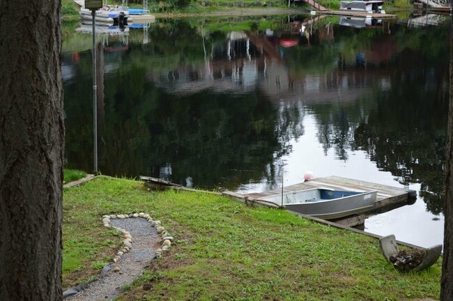 Photo - 5307 Rehklau Rd SE