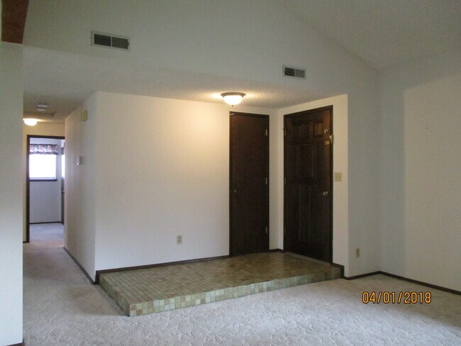 Photo - 2539 S Underwood St