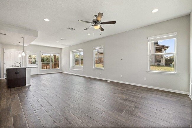 Photo - 719 Coconut Grove St