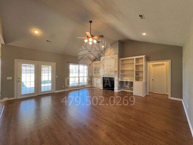 Photo - Single Family Home | Tontitown, AR | Stunning Home with Separate Shop