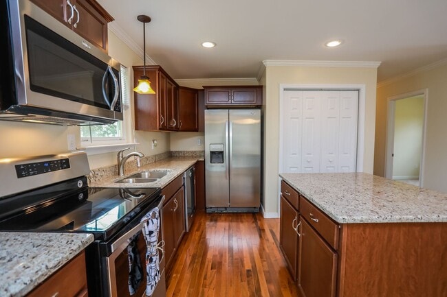 Photo - 6104 Belrun Ct