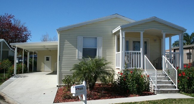 Photo - Carefree Village Apartments