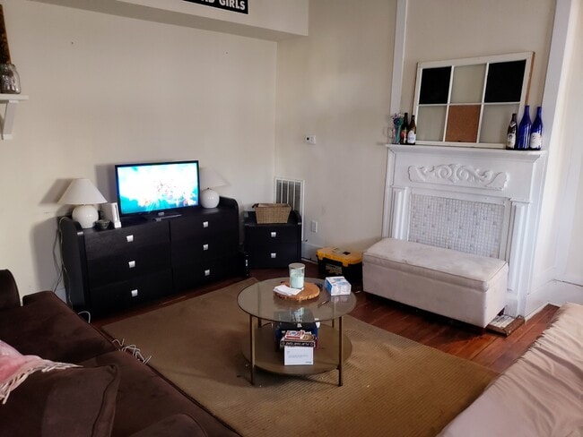 Photo - 101 Bogard St Unit A