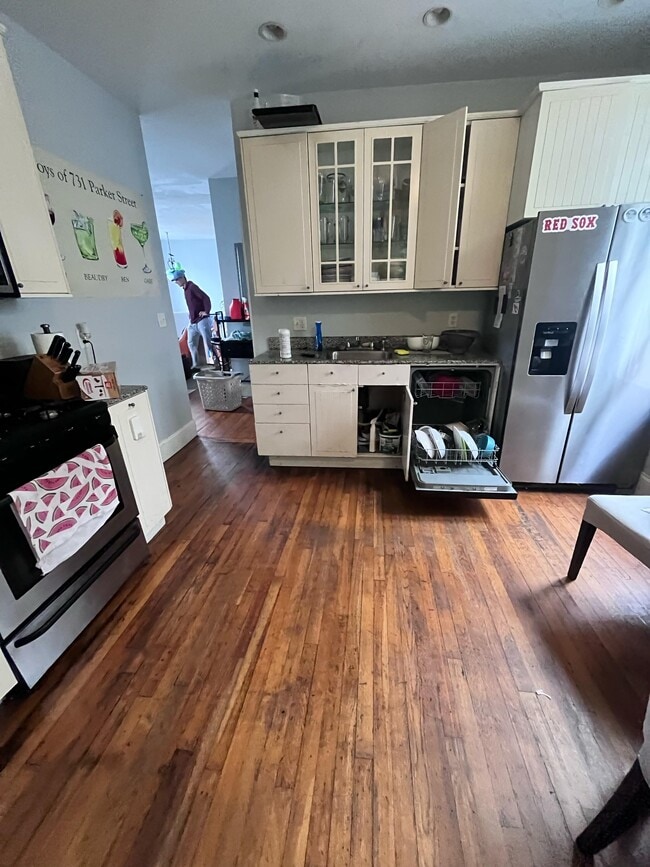 Photo - 731 Parker St Unit 3