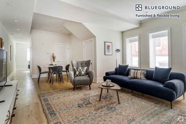 Building Photo - 1902 R St NW Rental