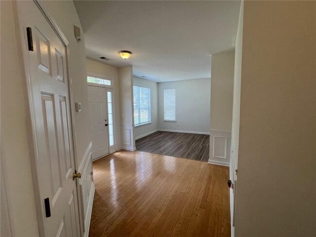 Photo - 421 Holland Springs Dr NW