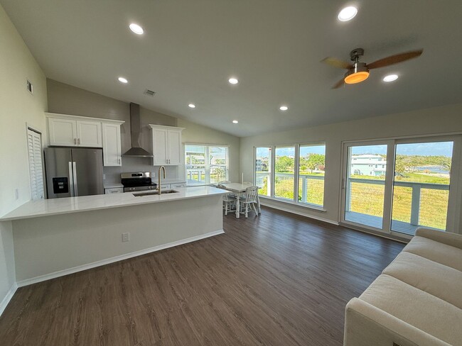 Photo - Completely renovated 2 bedroom 2 bath waterfront condo for rent near Pensacola Beach!
