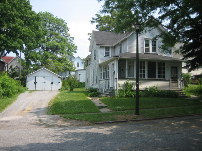 Photo - 56 Hartsen St House