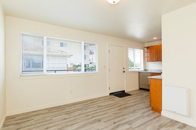 Back Nine Apartments