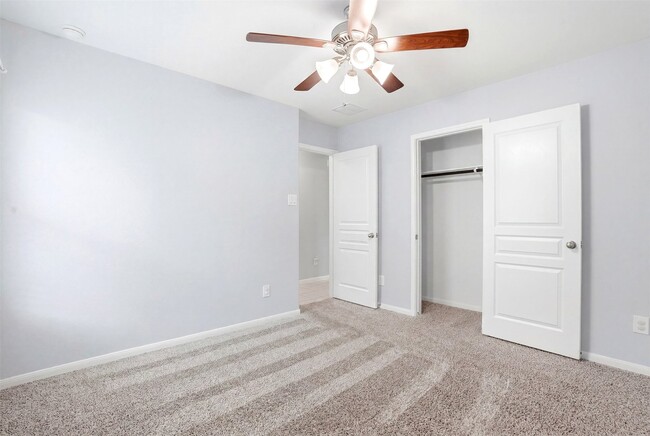 Building Photo - 3718 Logandale Ridge Ln