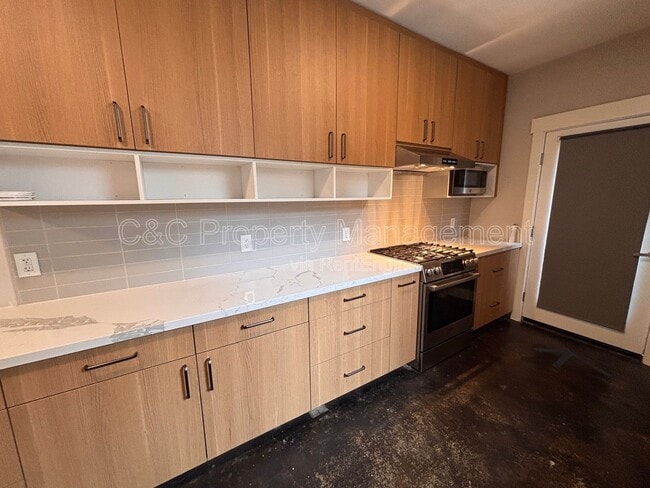 Photo - 3214 Ettie St