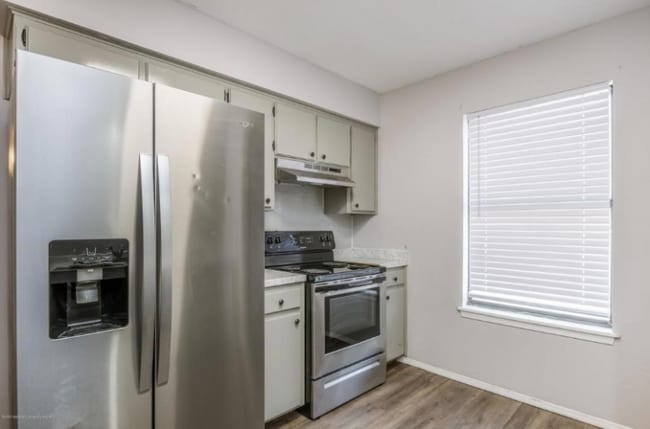 Photo - 611 Butterfield Trail