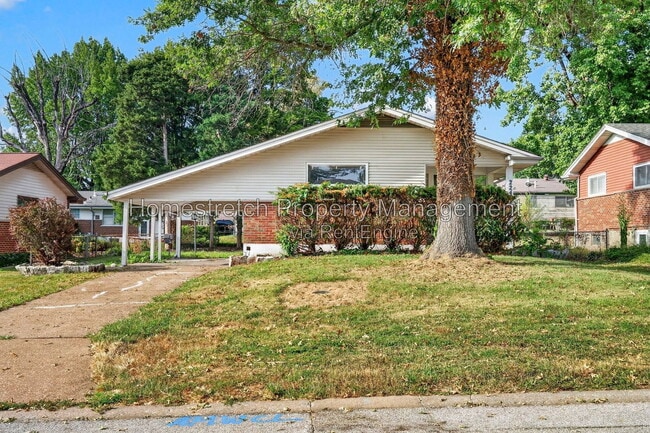 Photo - 2247 Hollis Dr