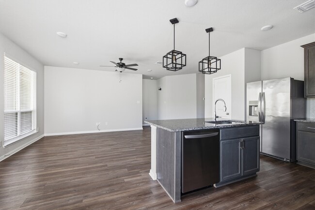 Photo - 5613 St Charles Dr