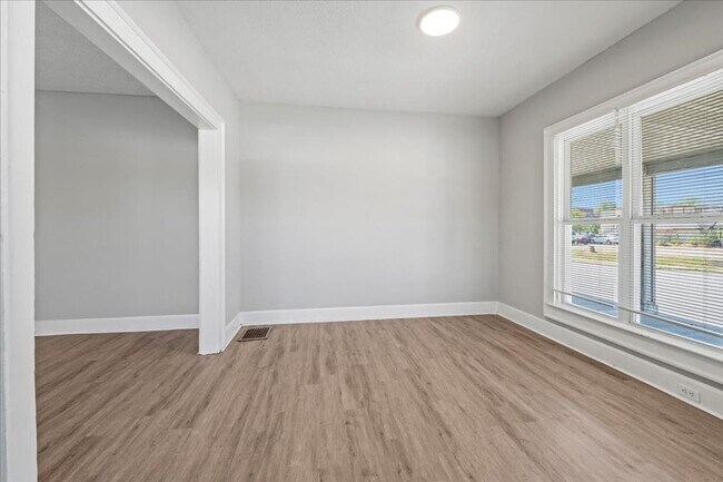 Photo - 445-447 N Sherman Unit 447 N Sherman