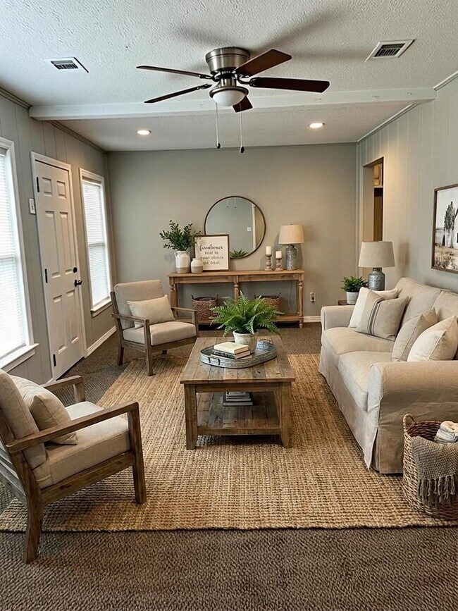 Photo - 6634 Cresthill St