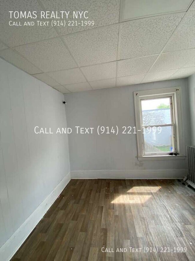 Photo - 16 Saratoga Ave