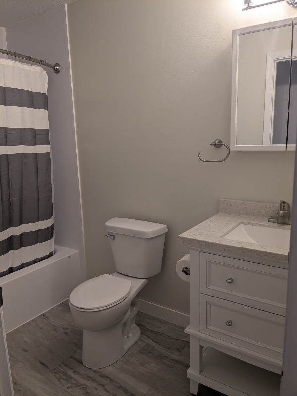 Photo - 1328 Colonial Ln