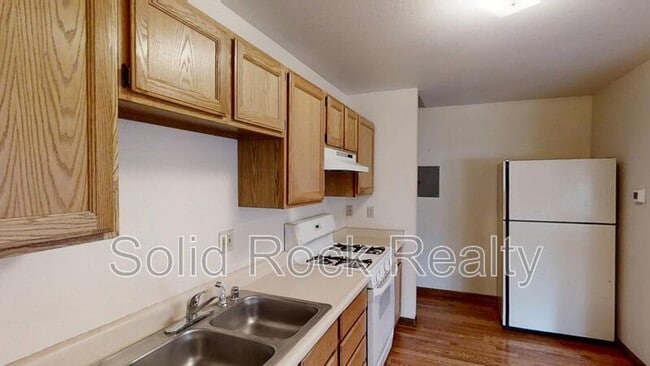 Photo - 931 N Wahsatch Ave Unit B