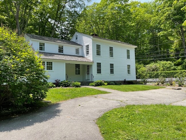 Photo - 150 Ferry Rd