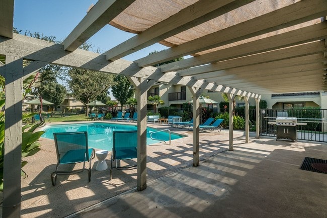 Oak Valley Apartment Homes