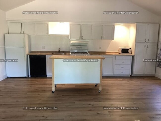 Photo - Wine County Cottage Delight