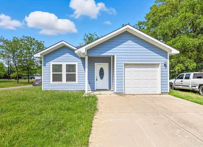 Building Photo - 1714 Oneal St