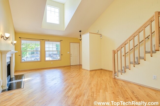 Photo - Charming 3 BD | 2.5 BTH Single Family Home In Deerfield Neighborhood! Great Location & Quiet Neig...