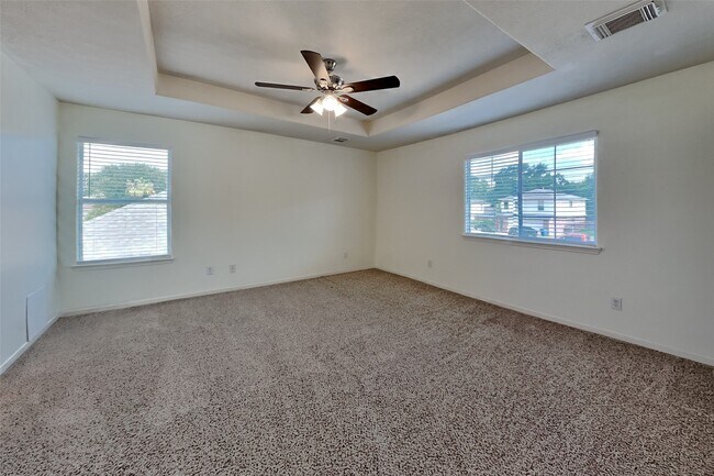 Photo - 5018 Woodland Meadows Ln