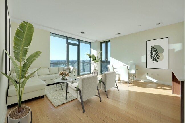 MONARCH AT RIDGE HILL - MONARCH AT RIDGE HILL Unidad PHE Rental