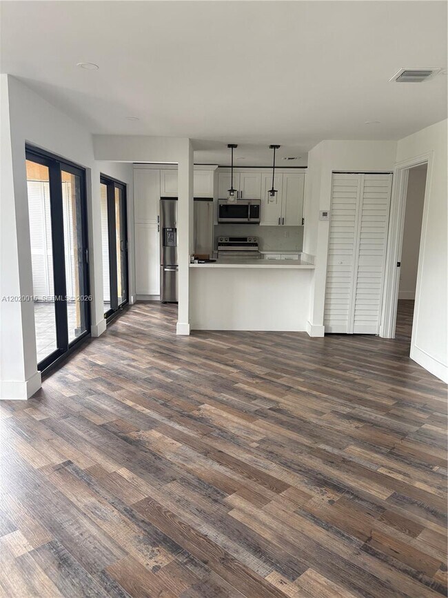 Photo - 1405 SW 122nd Ave