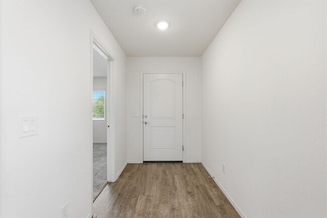Photo - 4bedroom 2 bath single family home!