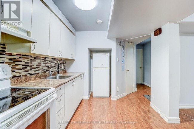 Photo - 97 Dobson Dr