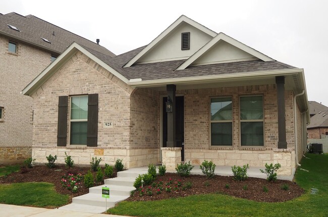 4 Bed - 2 Bath Single Story Home in Argyle - 4 Bed - 2 Bath Single Story Home in Argyle