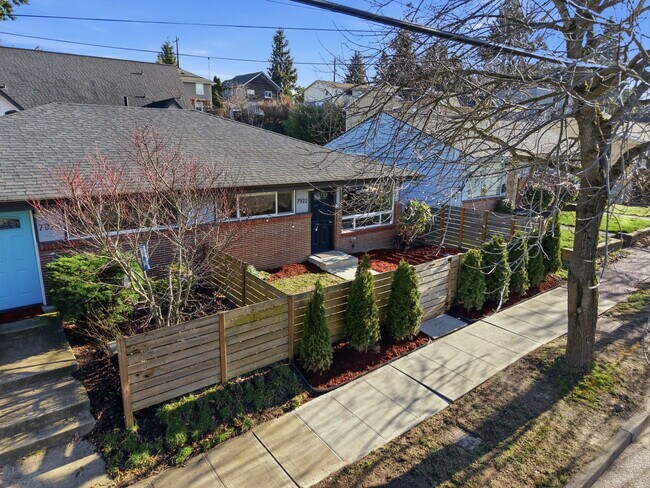 Photo - 7922 9th Ave SW