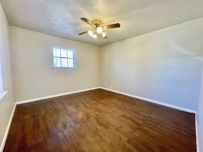 Photo - 3809 Titan Trail