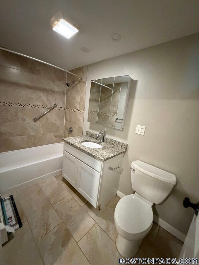Photo - 757 Highland Ave Unidad 217N