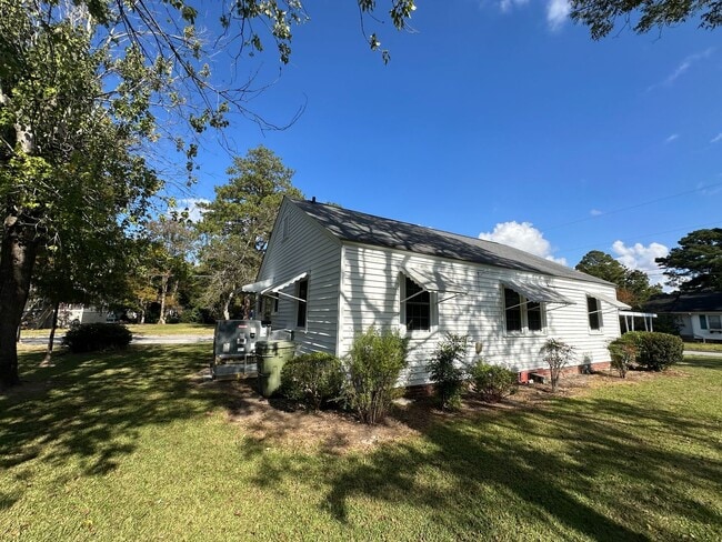 Photo - Modernized 3 bed 1 bath house