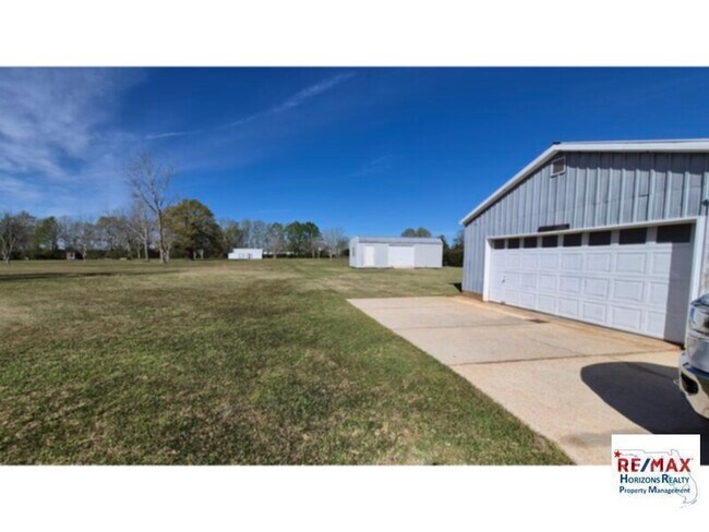 Photo - Fabulous rural property in Molino