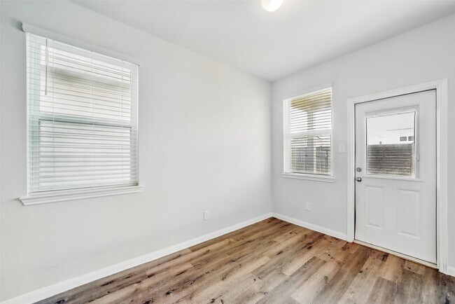 Photo - 24851 Goldoni Dr