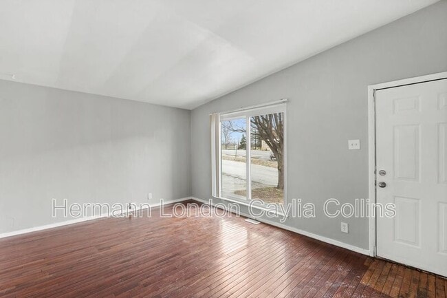 Photo - 9456 Calwood Dr