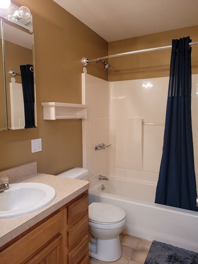 Photo - 156 Washington St Unit 156 Washington A Lower