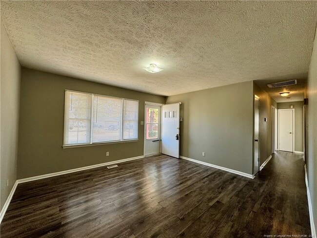 Photo - 1222 Kienast Dr